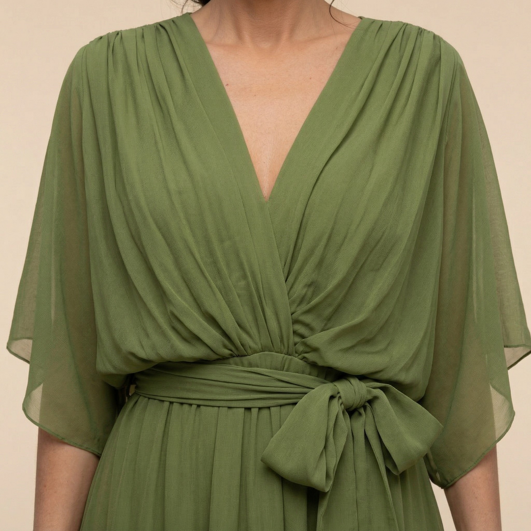 SERENA™ | VESTIDO FLUIDO CON ESCOTE EN V
