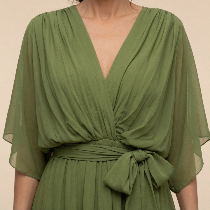 SERENA™ | VESTIDO FLUIDO CON ESCOTE EN V